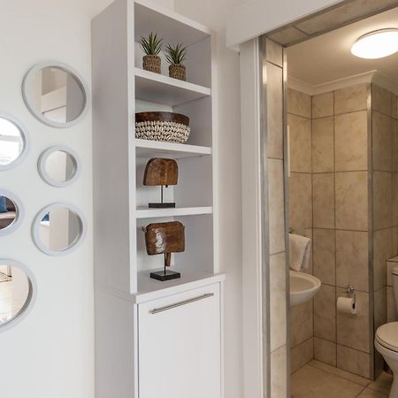 Montclaire 50F Apartment Cape Town Bagian luar foto