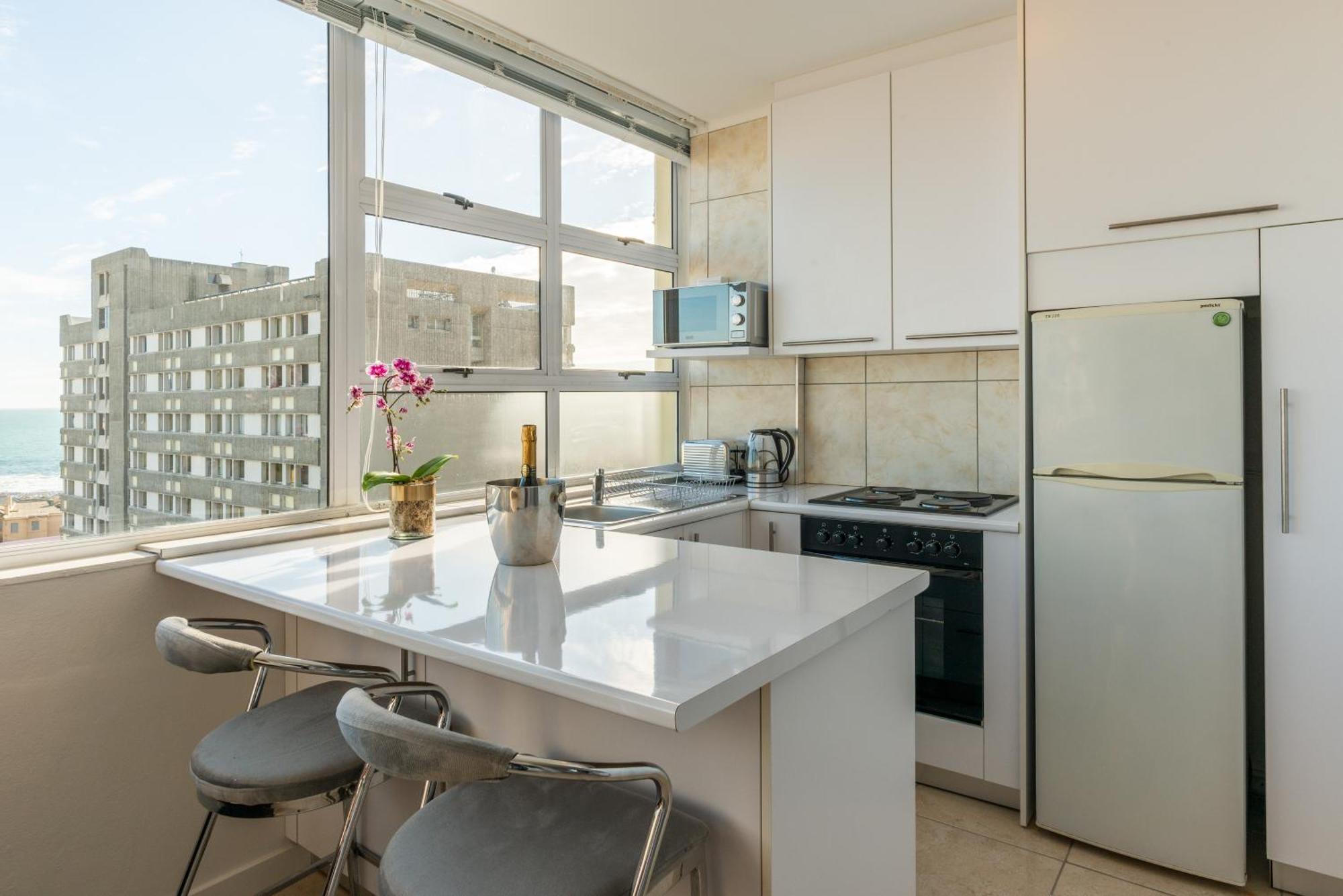 Montclaire 50F Apartment Cape Town Bagian luar foto