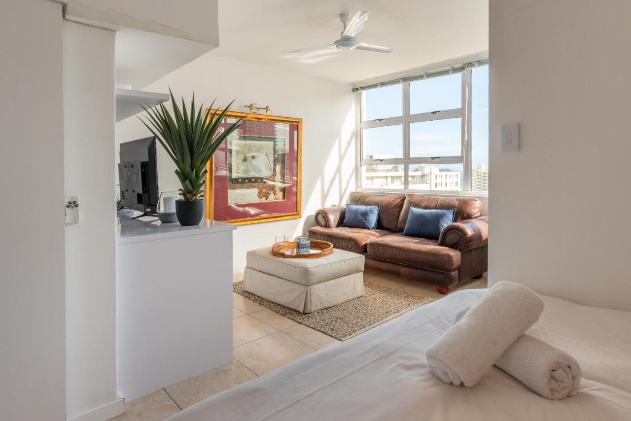 Montclaire 50F Apartment Cape Town Bagian luar foto